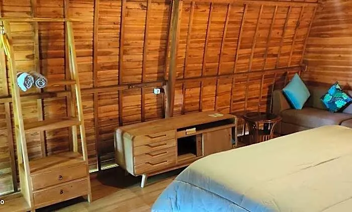 Sugita Wooden House 2 ロッジ Carangsari